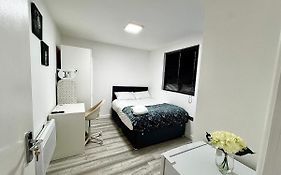 1 Bed Brand New Apartment In Mk